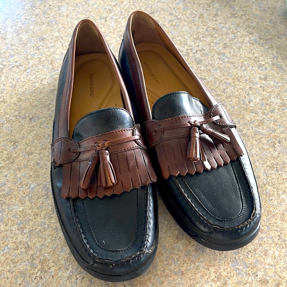 Mens Dockers loafers size 11